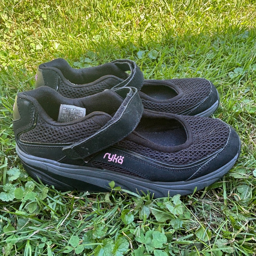 Ryka Relief Mary Jane Low Women Sz 7 Black Pink Walking Shoes Comfort Sneakers